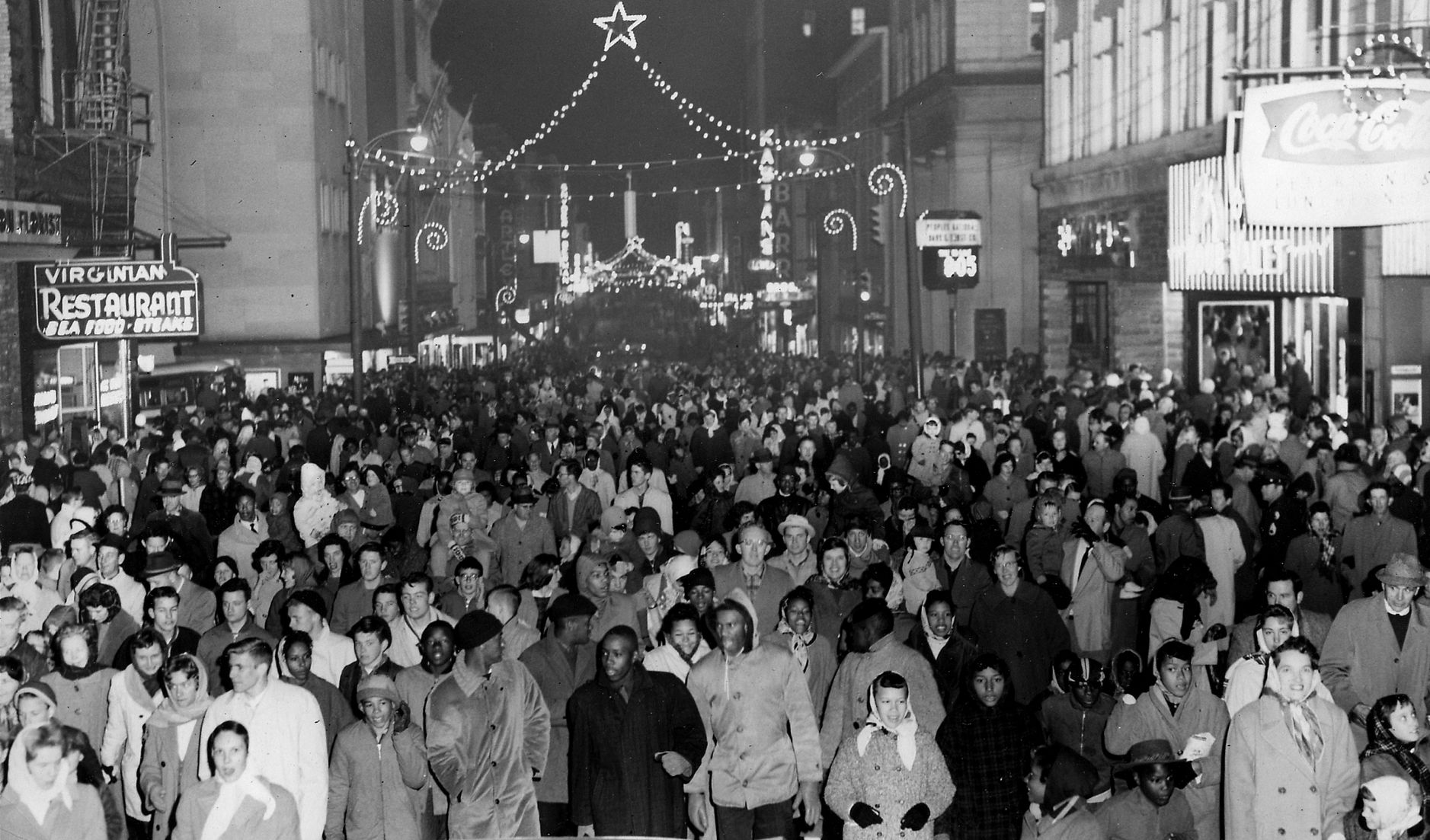 1960-12-02 Main Street parade